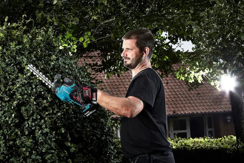 MAKITA DUM604ZX Häcksax/kantklippare 18V| Häcksaxar|Grästrimmer Och Röjsågar