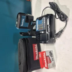 MAKITA SK106GDZ Kryss- och punktlaser 12V(demomaskin) +laddpaket-på-köpet| Linjelaser & Korslaser|Laserinstrument 12V